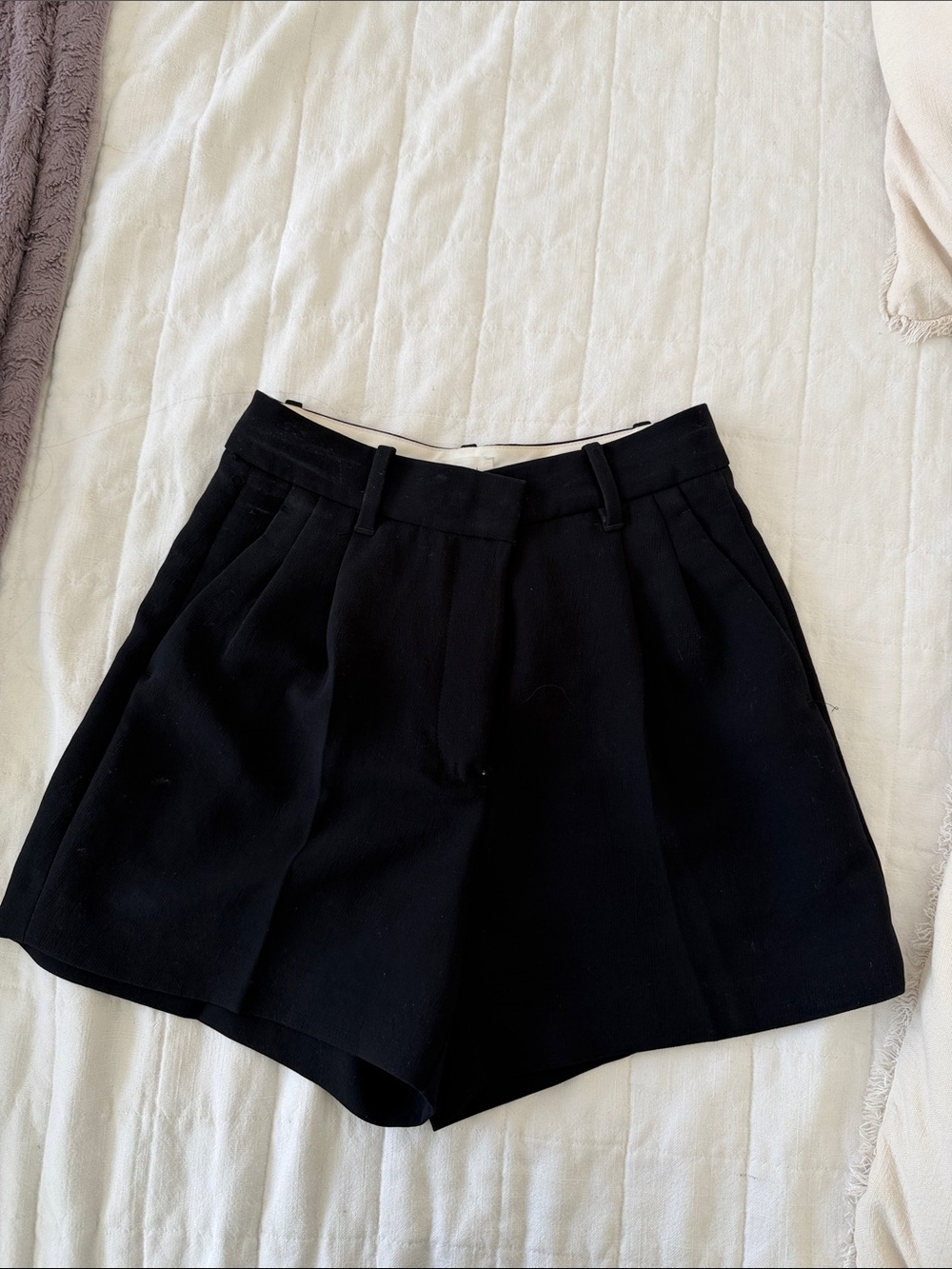Aritzia Black High-Waist Pleated Tailored Shorts